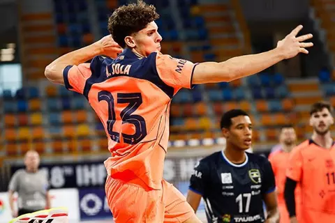 مجموعة الزمالك.. يد برشلونة تسحق تاوباتي البرازيلي في بطولة العالم للأندية